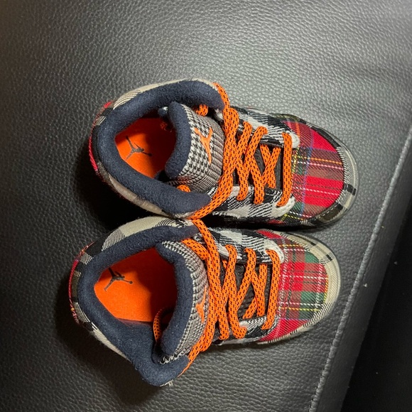 Jordan 5 "Plaid" Sneakers (Toddler Size 7C) - Perfect Christmas Gift!** - Picture 7 of 9